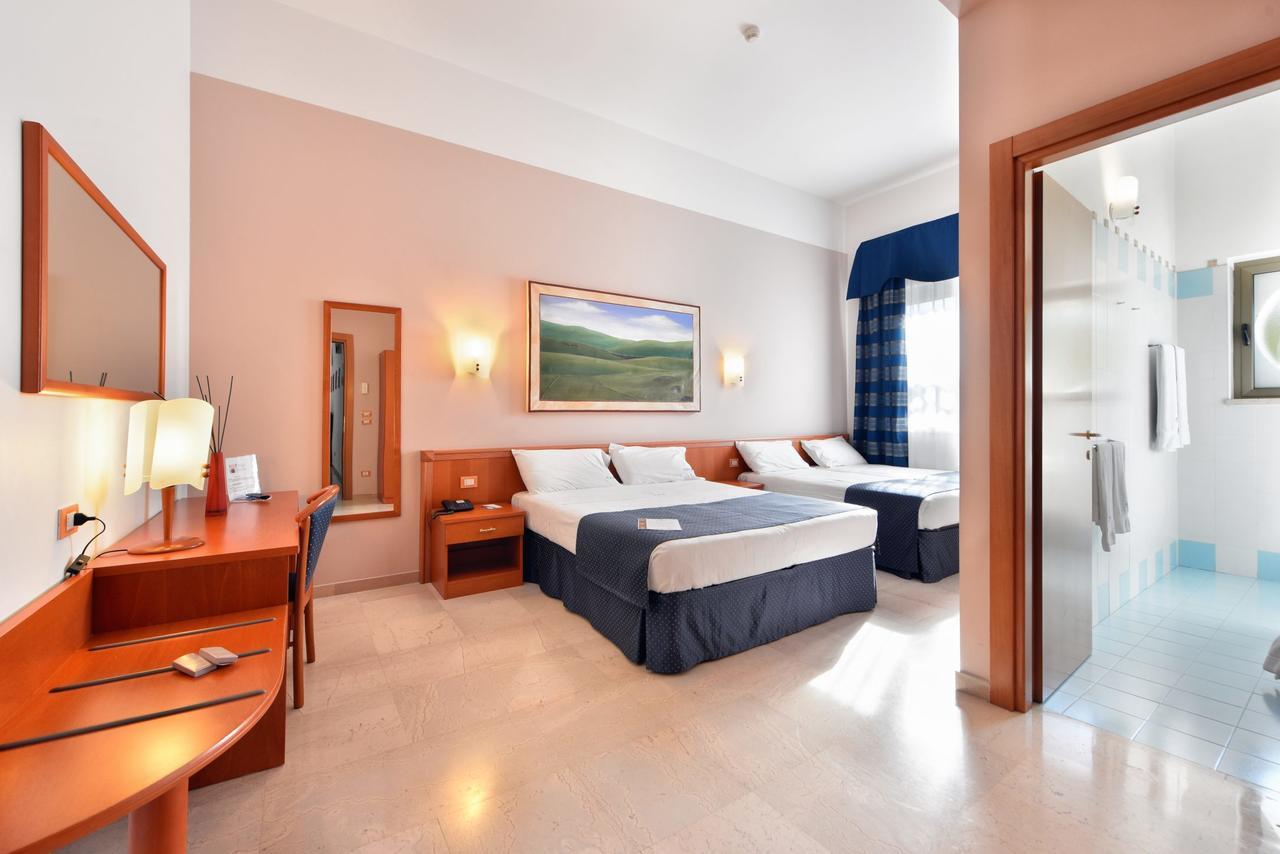 Hotel D'Altavilla Canosa di Puglia Kültér fotó
