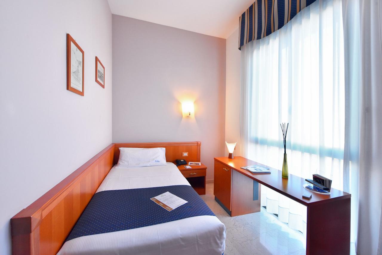 Hotel D'Altavilla Canosa di Puglia Kültér fotó